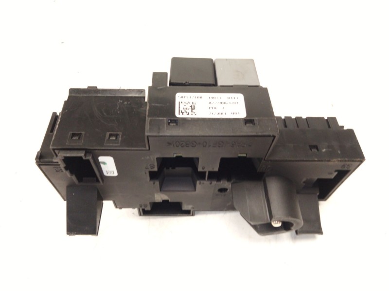 Recambio de caja reles para mercedes-benz clase c (w205) c 220 bluetec / d (205.002, 205.004) referencia OEM IAM A2229063701  