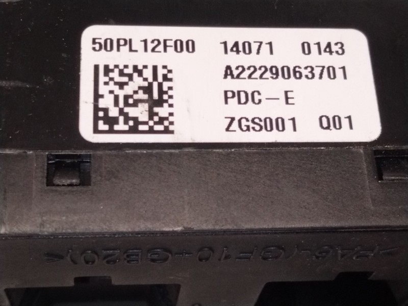 Recambio de caja reles para mercedes-benz clase c (w205) c 220 bluetec / d (205.002, 205.004) referencia OEM IAM A2229063701  