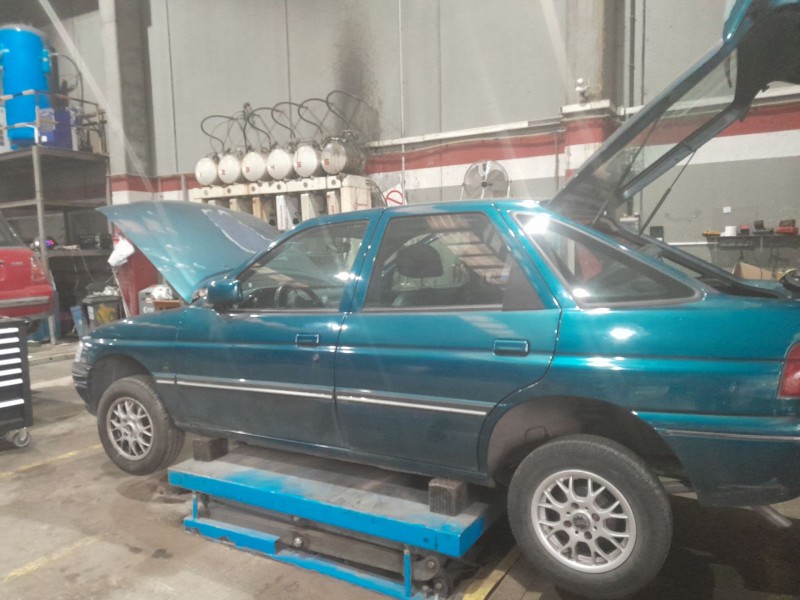 ford escort v (aal, abl) del año 1994