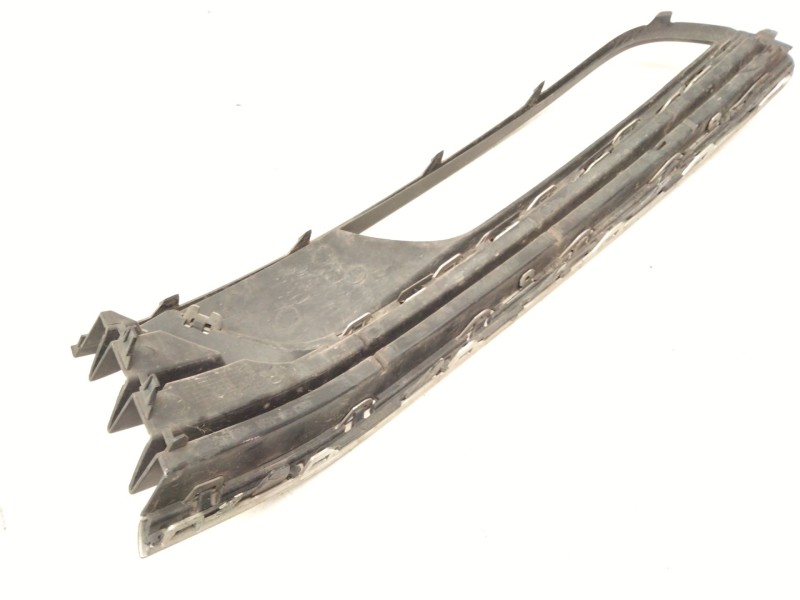 Recambio de rejilla paragolpes delantero para volkswagen passat b5.5 variant (3b6) 1.9 tdi 4motion referencia OEM IAM 05350452  