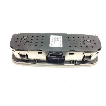 Recambio de luz interior para audi a1 (8xk) 1.0 tfsi referencia OEM IAM 8U0947111A  