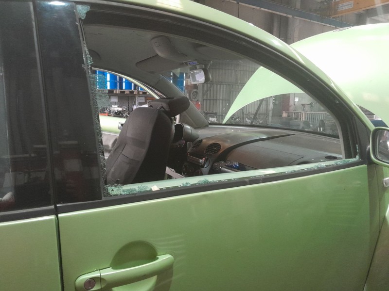 volkswagen new beetle (9c1, 1c1) del año 2002