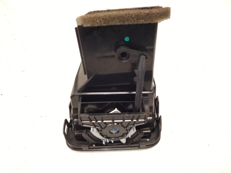 Recambio de aireador derecho para volkswagen scirocco iii (137, 138) 1.4 tsi referencia OEM IAM 1Q0819710  