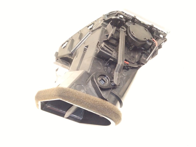 Recambio de aireador derecho para audi a5 (8t3) 2.0 tdi referencia OEM IAM 8T1820902  