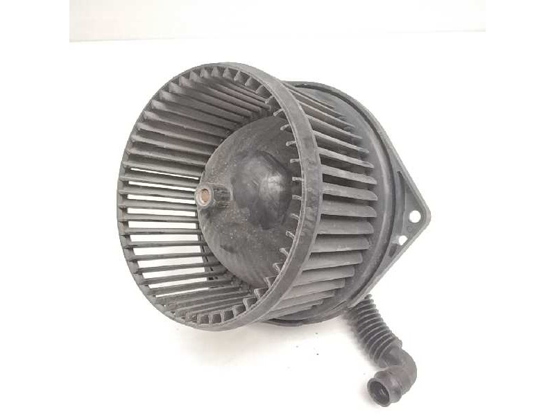 Recambio de motor calefaccion para nissan vanette cargo referencia OEM IAM 0130111154  