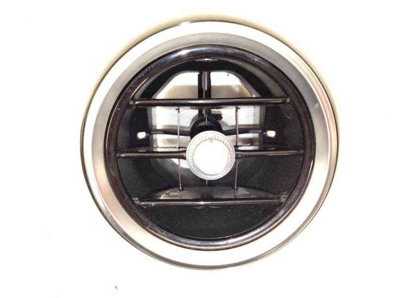 Recambio de aireador izquierdo para mercedes-benz clase c (w205) c 220 bluetec / d (205.002, 205.004) referencia OEM IAM A205830