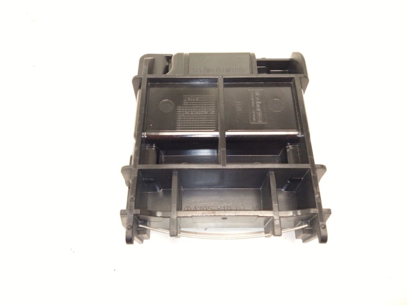 Recambio de cenicero para mercedes-benz clase c (w205) c 220 bluetec / d (205.002, 205.004) referencia OEM IAM A2058100330  