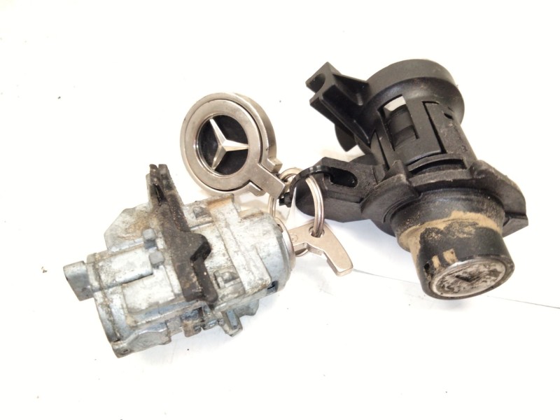 Recambio de juego bombines para mercedes-benz clase c (w205) c 220 bluetec / d (205.002, 205.004) referencia OEM IAM A2047500061