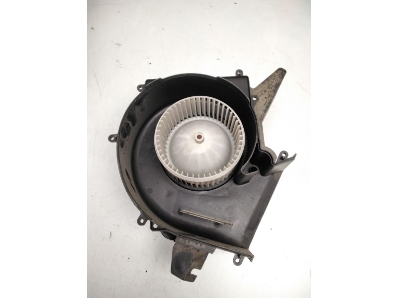 Recambio de motor calefaccion para nissan serena (c23) 2.3 d referencia OEM IAM 0130111153  4872430350