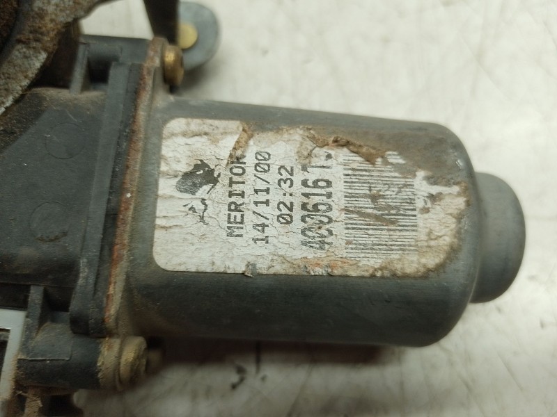 Recambio de elevalunas delantero derecho para mazda 323 f vi (bj) 1.6 (bj10m) referencia OEM IAM 400616  