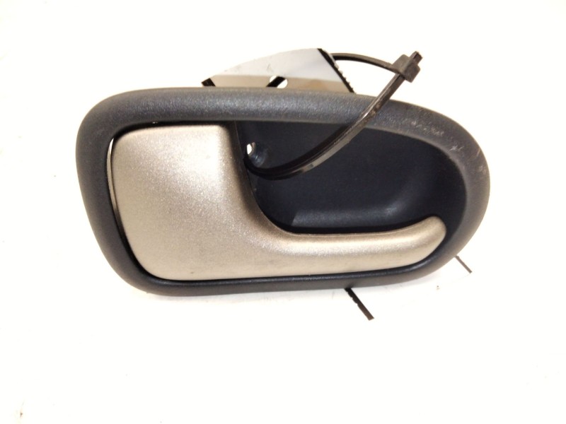 Recambio de maneta interior trasera izquierda para mazda 323 f vi (bj) 1.6 (bj10m) referencia OEM IAM   