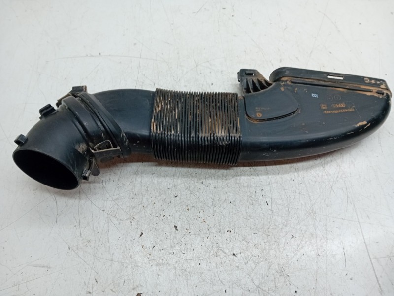 Recambio de toma aire para mercedes-benz clase c (w205) c 220 bluetec / d (205.002, 205.004) referencia OEM IAM A6510903242  