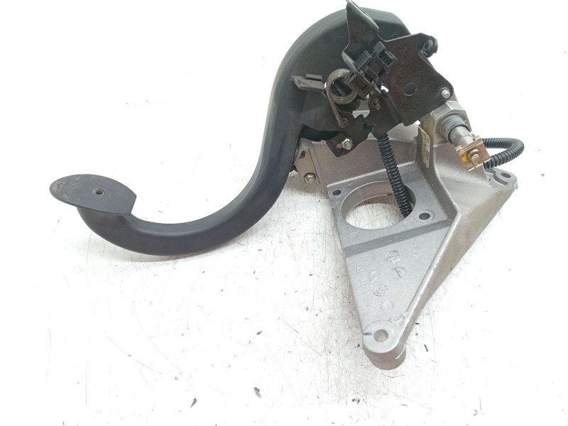 Recambio de pedal embrague para mini mini (r50, r53) one referencia OEM IAM 6757337  