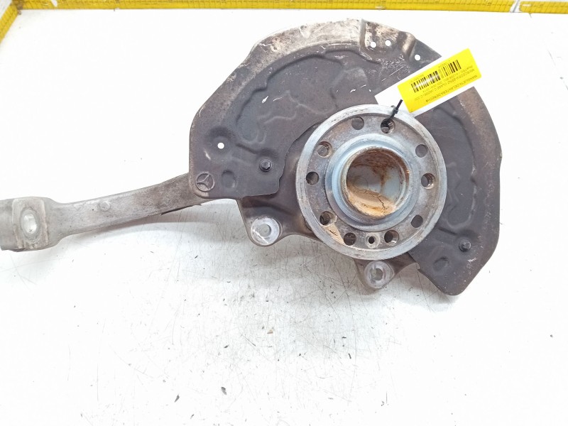 Recambio de mangueta delantera derecha para mercedes-benz clase c (w205) c 220 bluetec / d (205.002, 205.004) referencia OEM IAM