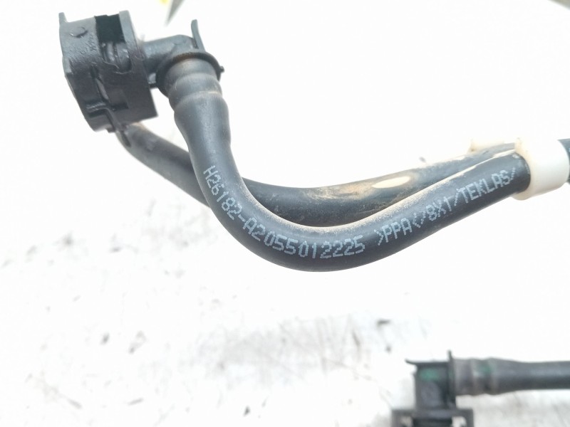 Recambio de tubo radiador para mercedes-benz clase c (w205) c 220 bluetec / d (205.002, 205.004) referencia OEM IAM A2055012225 