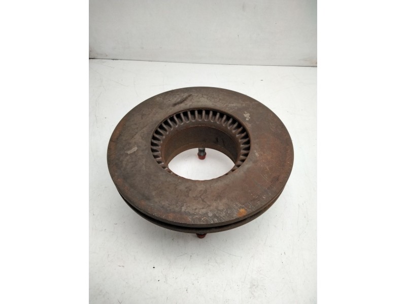 Recambio de disco freno delantero para nissan atleon 210 referencia OEM IAM   