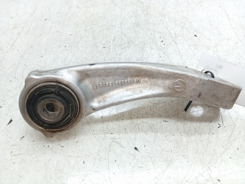 Recambio de bieleta estabilizadora delantera derecha para mercedes-benz clase c (w205) c 220 bluetec / d (205.002, 205.004) refe