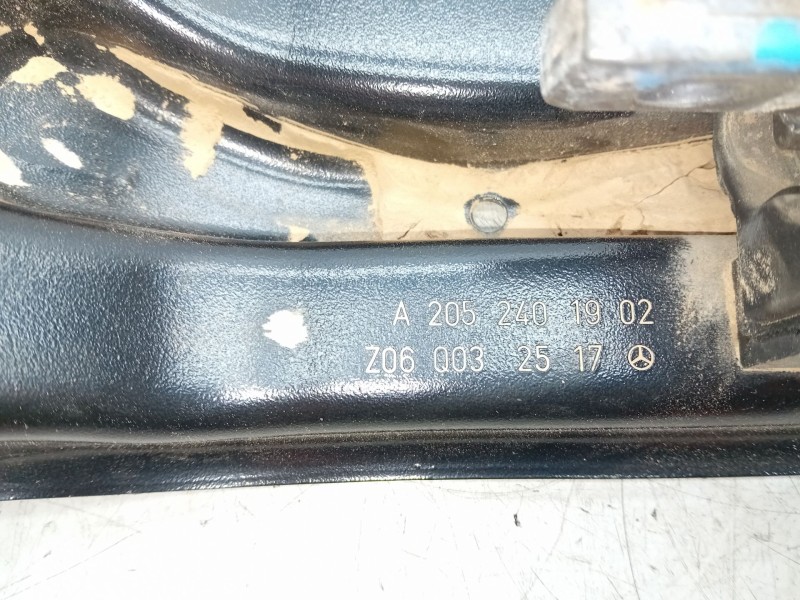 Recambio de soporte caja cambio para mercedes-benz clase c (w205) c 220 bluetec / d (205.002, 205.004) referencia OEM IAM 205240