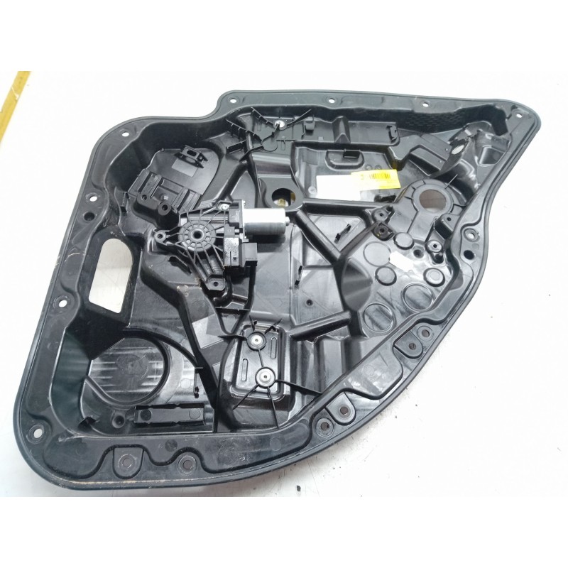 Recambio de elevalunas trasero derecho para mercedes-benz clase c (w205) c 220 bluetec / d (205.002, 205.004) referencia OEM IAM