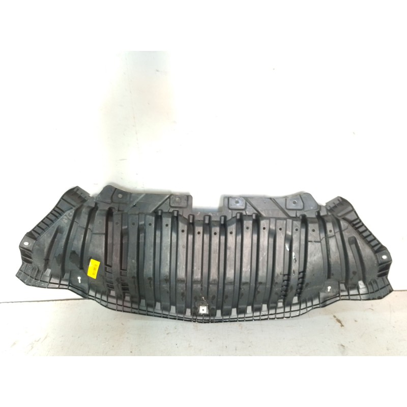 Recambio de cubrecarter para mercedes-benz clase c (w205) c 220 bluetec / d (205.002, 205.004) referencia OEM IAM A2055200000  