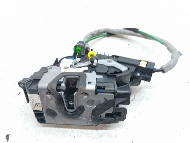 Recambio de cerradura puerta trasera derecha para mercedes-benz clase c (w205) c 220 bluetec / d (205.002, 205.004) referencia O