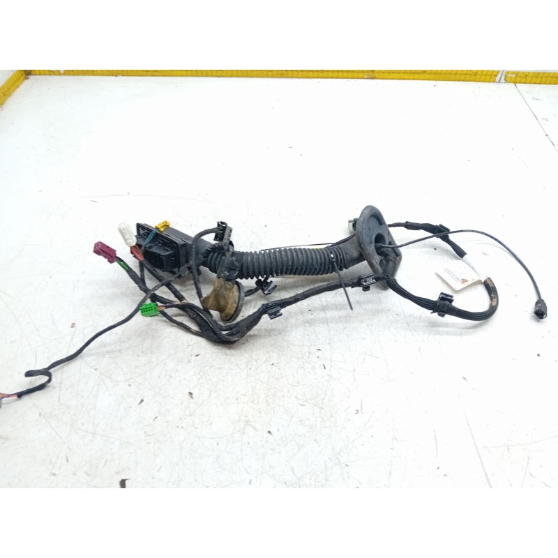 Recambio de instalacion electrica puerta delantera derecha para mercedes-benz clase c (w205) c 220 bluetec / d (205.002, 205.004
