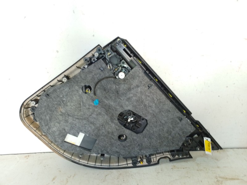 Recambio de guarnecido puerta trasera izquierda para mercedes-benz clase c (w205) c 220 bluetec / d (205.002, 205.004) referenci