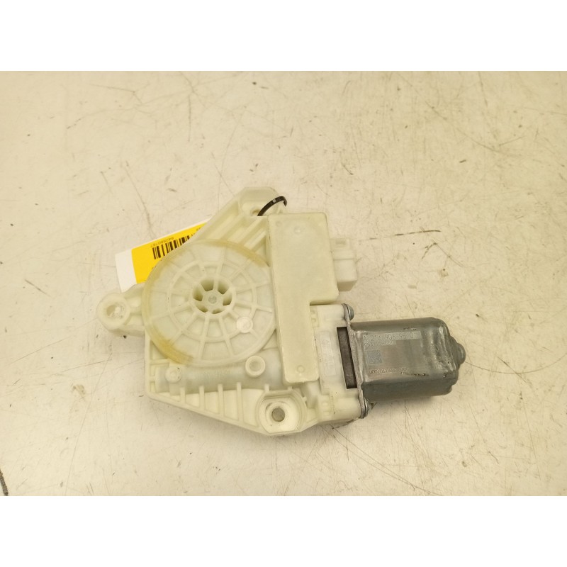 Recambio de motor elevalunas delantero derecho para mercedes-benz clase c (w205) c 220 bluetec / d (205.002, 205.004) referencia