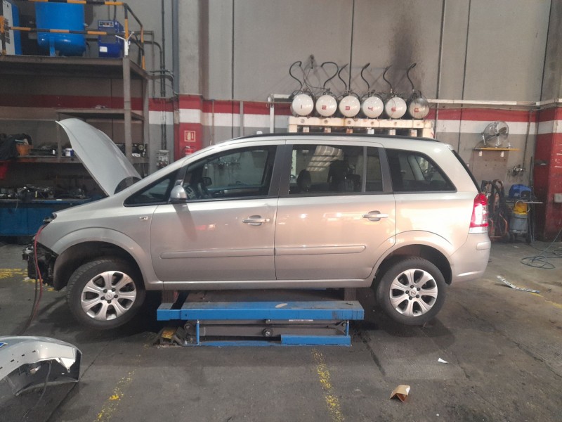 opel zafira / zafira family b (a05) del año 2008
