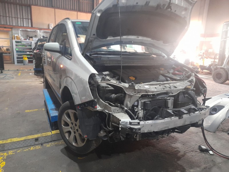 opel zafira / zafira family b (a05) del año 2008