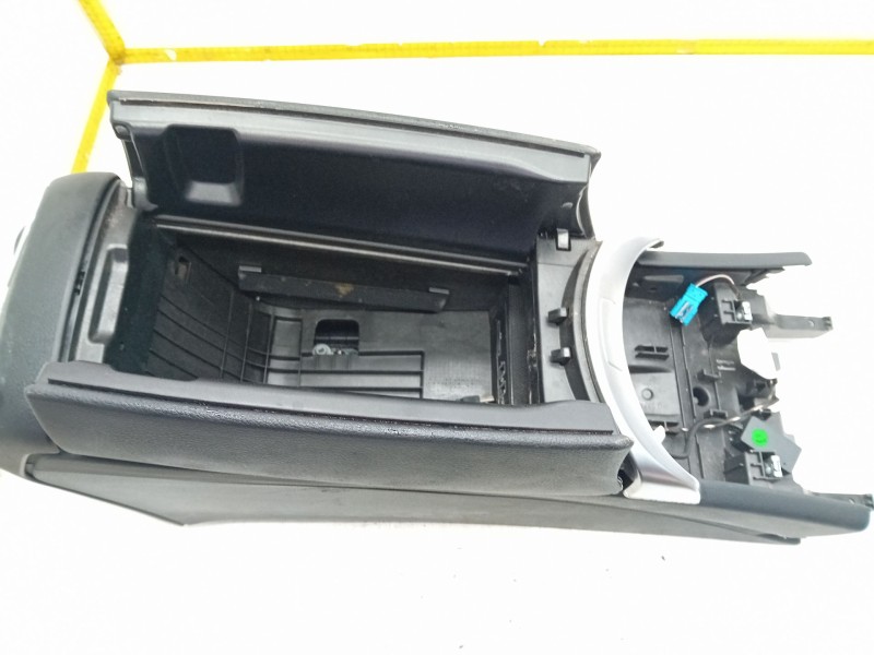 Recambio de consola central para mercedes-benz clase c (w205) c 220 bluetec / d (205.002, 205.004) referencia OEM IAM   