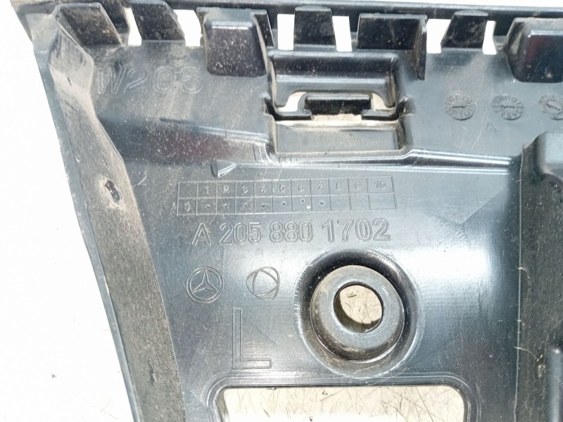 Recambio de soporte paragolpes trasero izquierda para mercedes-benz clase c (w205) c 220 bluetec / d (205.002, 205.004) referenc
