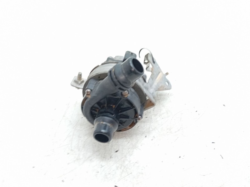 Recambio de motor electrico de agua para mercedes-benz clase c (w205) c 220 bluetec / d (205.002, 205.004) referencia OEM IAM A0