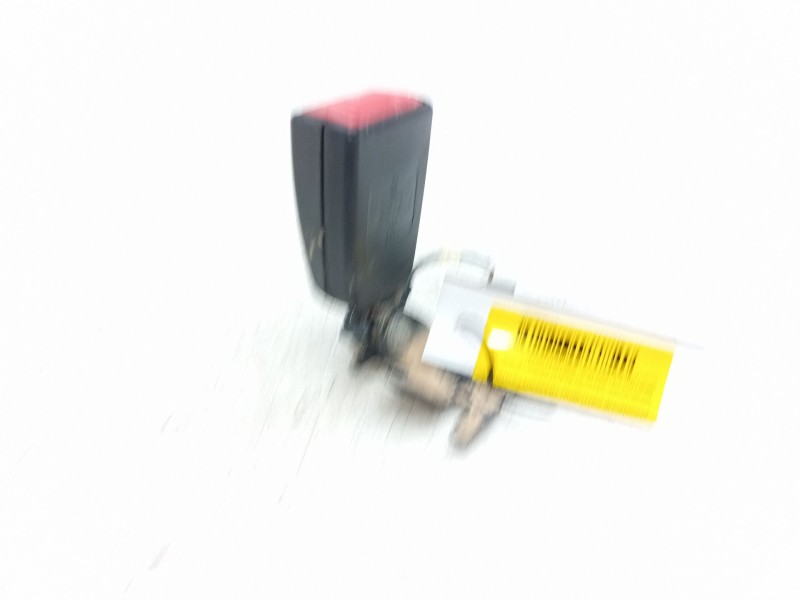 Recambio de enganche cinturon trasero central para mercedes-benz clase c (w205) c 220 bluetec / d (205.002, 205.004) referencia 