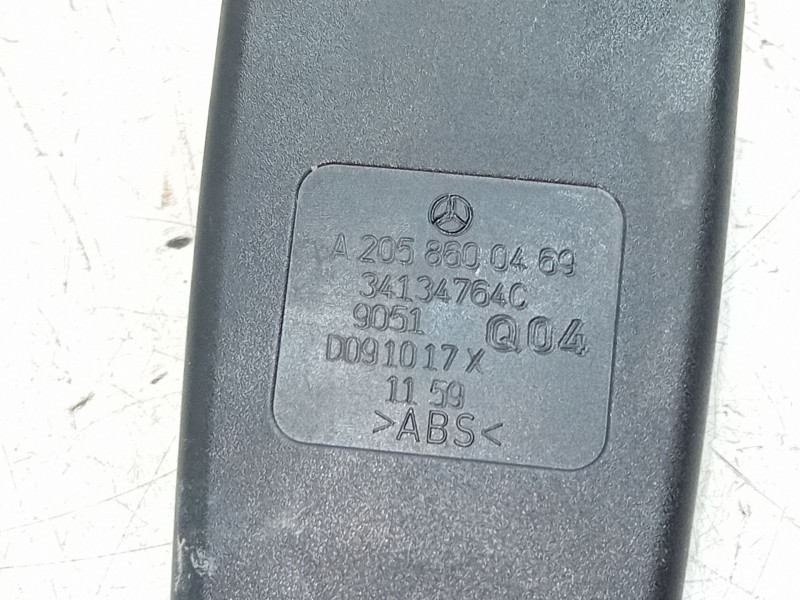 Recambio de enganche cinturon trasero central para mercedes-benz clase c (w205) c 220 bluetec / d (205.002, 205.004) referencia 