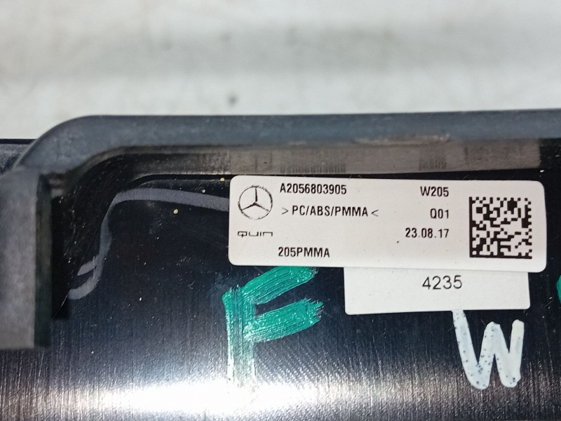Recambio de consola central para mercedes-benz clase c (w205) c 220 bluetec / d (205.002, 205.004) referencia OEM IAM A205680390