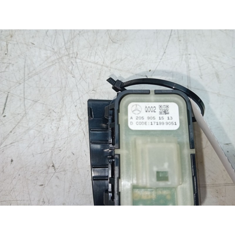 Recambio de mando elevalunas trasero izquierdo para mercedes-benz clase c (w205) c 220 bluetec / d (205.002, 205.004) referencia