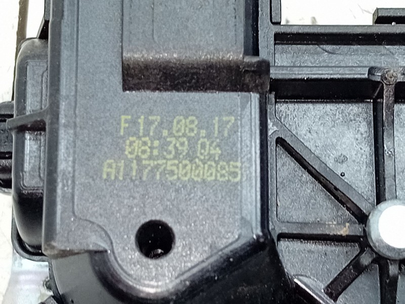 Recambio de cerradura maletero / porton para mercedes-benz clase c (w205) c 220 bluetec / d (205.002, 205.004) referencia OEM IA