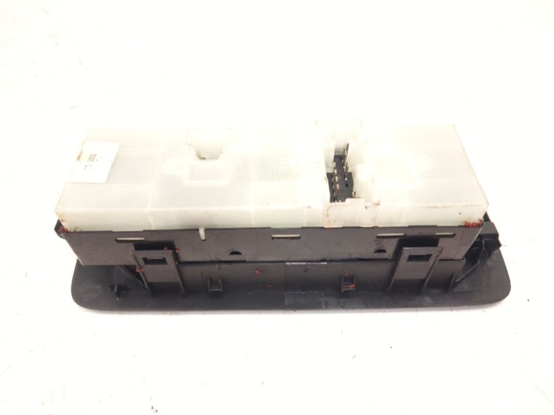 Recambio de mando elevalunas delantero izquierdo para nissan qashqai / qashqai +2 i (j10, nj10, jj10e) 2.0 dci referencia OEM IA