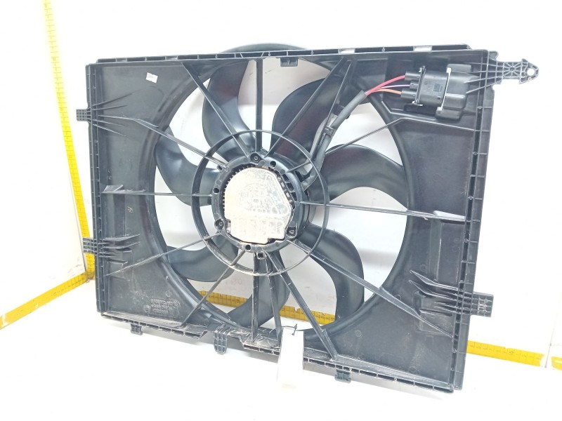 Recambio de electroventilador para mercedes-benz clase c (w205) c 220 bluetec / d (205.002, 205.004) referencia OEM IAM   