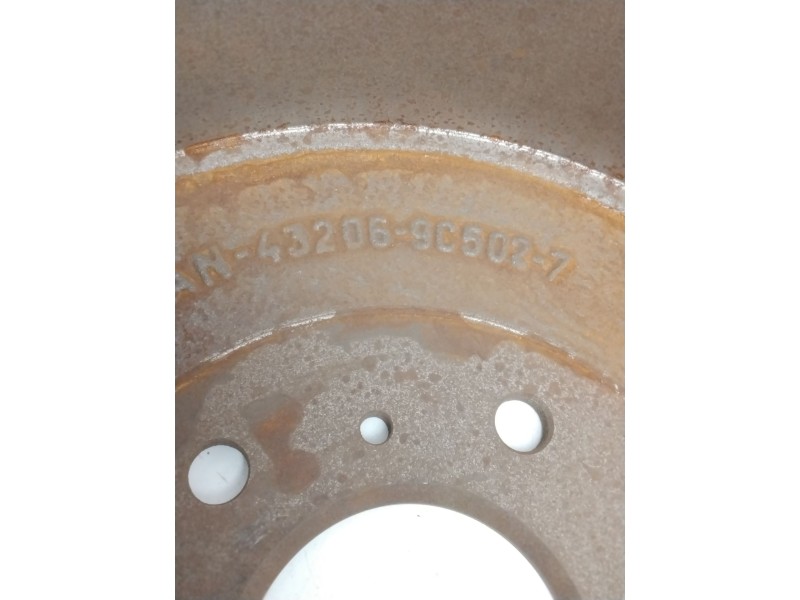 Recambio de tambor freno trasero para nissan serena (c23) 2.3 d referencia OEM IAM 432069C502  