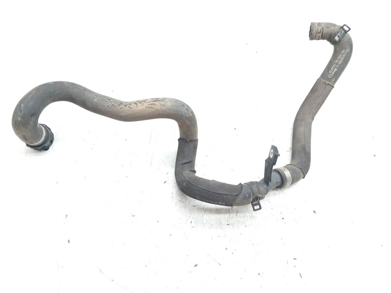 Recambio de tubo radiador para mercedes-benz clase c (w205) c 220 bluetec / d (205.002, 205.004) referencia OEM IAM A2058306005 