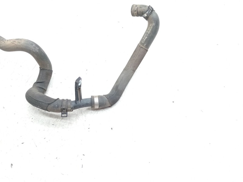 Recambio de tubo radiador para mercedes-benz clase c (w205) c 220 bluetec / d (205.002, 205.004) referencia OEM IAM A2058306005 