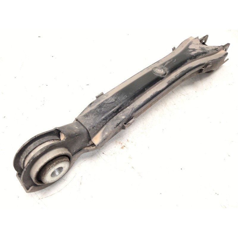 Recambio de brazo suspension inferior trasero izquierdo para mercedes-benz clase c (w205) c 220 bluetec / d (205.002, 205.004) r