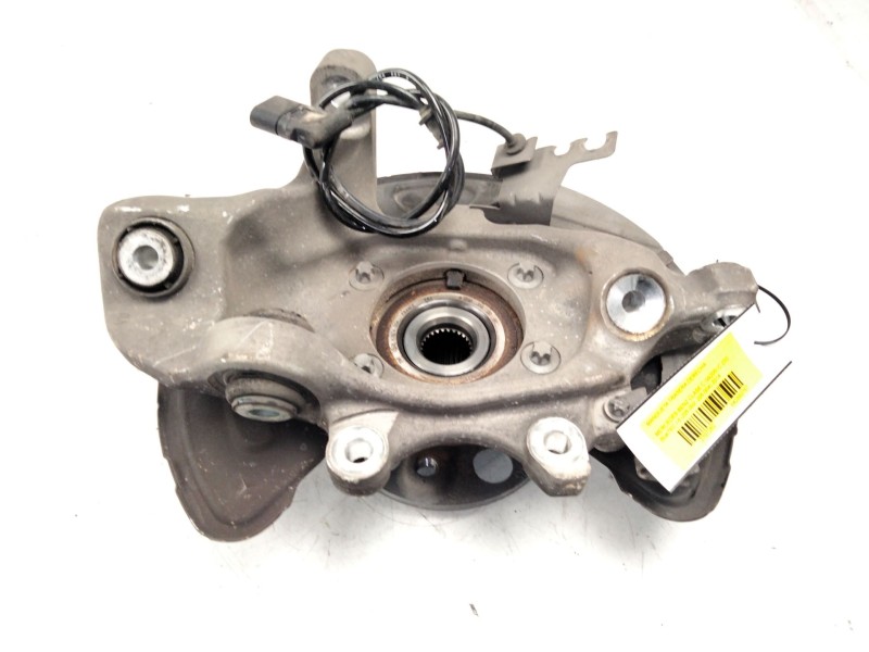 Recambio de mangueta trasera derecha para mercedes-benz clase c (w205) c 220 bluetec / d (205.002, 205.004) referencia OEM IAM  