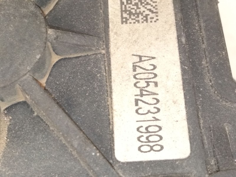 Recambio de pinza freno trasera izquierda para mercedes-benz clase c (w205) c 220 bluetec / d (205.002, 205.004) referencia OEM 