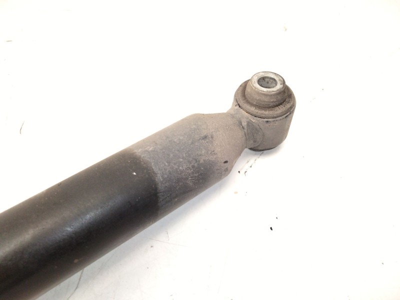 Recambio de amortiguador trasero izquierdo para mercedes-benz clase c (w205) c 220 bluetec / d (205.002, 205.004) referencia OEM