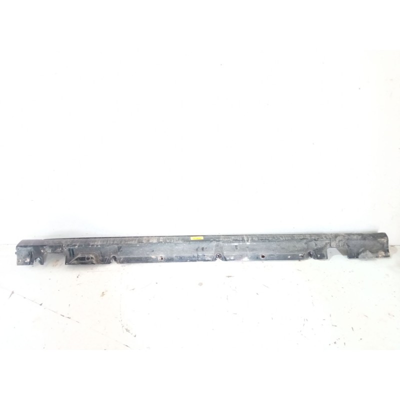 Recambio de talonera izquierda para mercedes-benz clase c (w205) c 220 bluetec / d (205.002, 205.004) referencia OEM IAM   