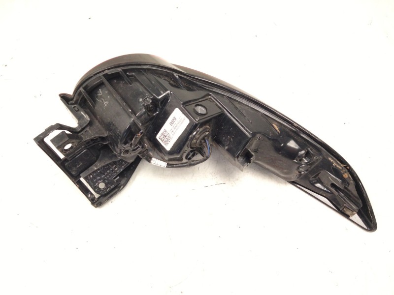 Recambio de piloto trasero derecho para mazda cx-30 (dm) skyactiv-g m hybrid referencia OEM IAM RDM92400020  