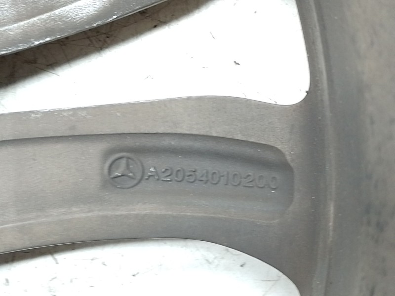Recambio de llanta aluminio para mercedes-benz clase c (w205) c 220 bluetec / d (205.002, 205.004) referencia OEM IAM A205401020